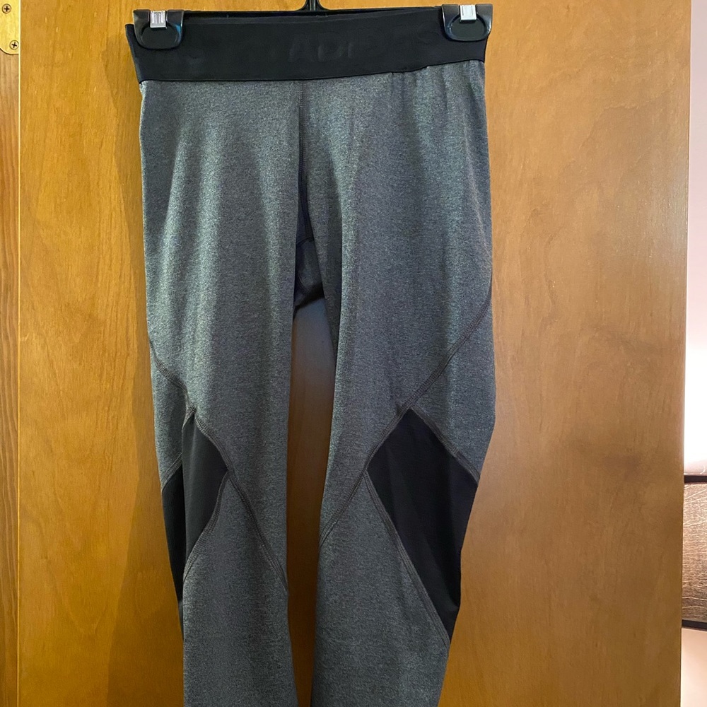 SOLD AlphaSkin Adidas Crop Leggings
